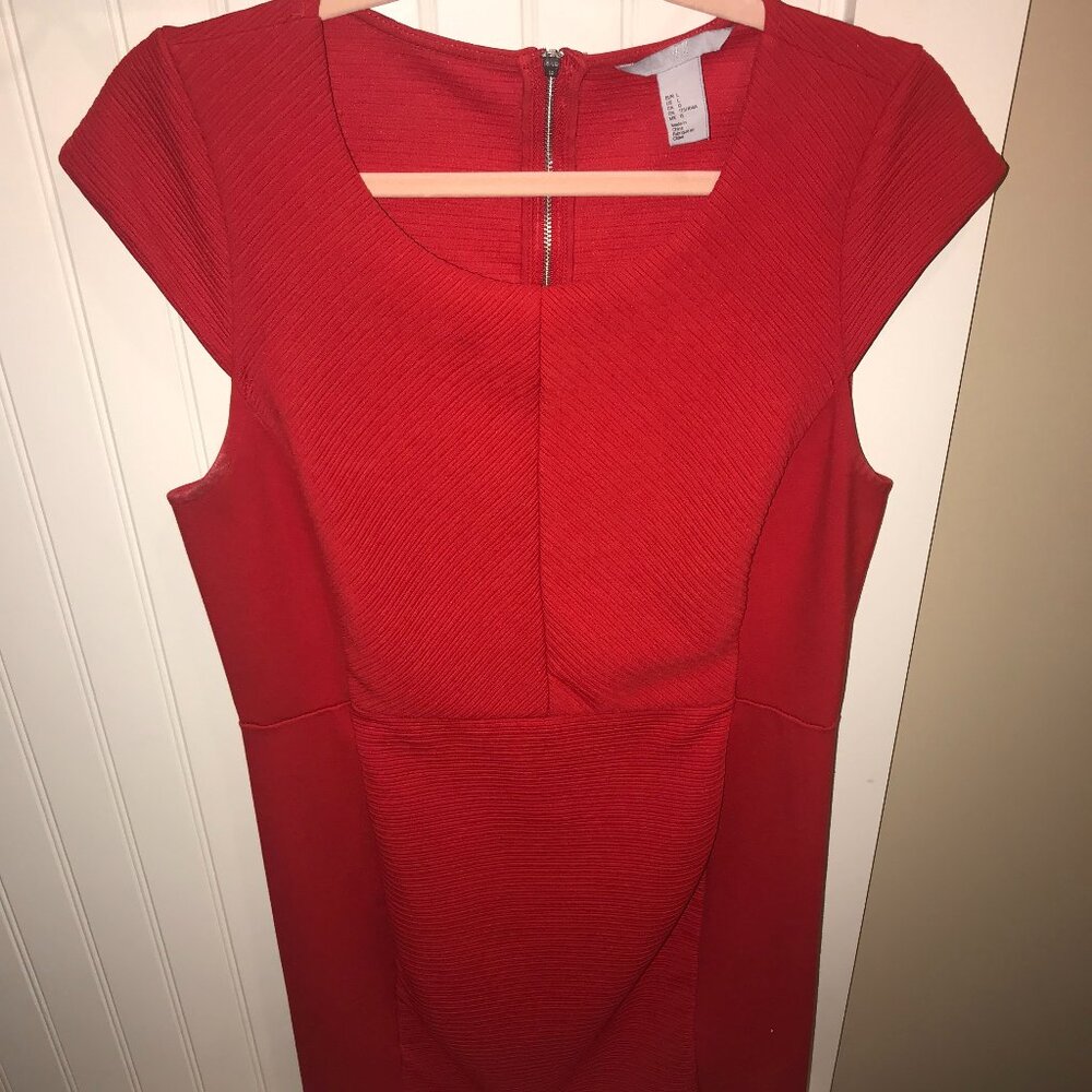 Red Ribbed Short Sleeve Bandage-Style Dress